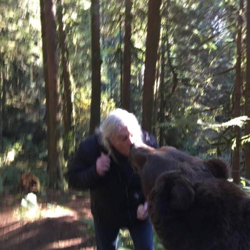  | Danny gives a smooch to a grizzly bear | Danny Virtue 